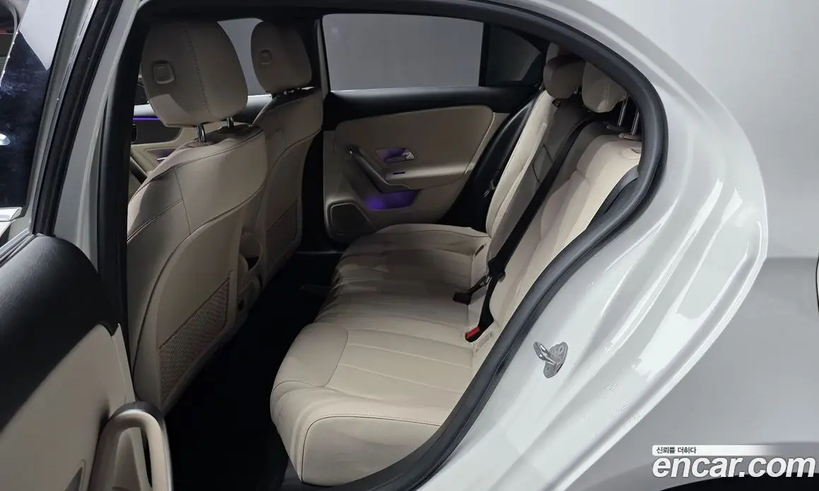 Mercedes-Benz A-Class 2022 2.0 автомат (гидро), фото 16 Mercedes-Benz A-Class 2022 2.0 автомат (гидро), фото 16