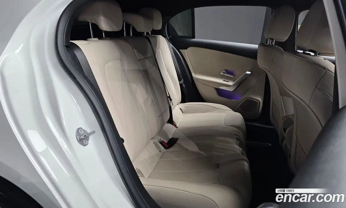 Mercedes-Benz A-Class 2022 2.0 автомат (гидро), фото 18 Mercedes-Benz A-Class 2022 2.0 автомат (гидро), фото 18
