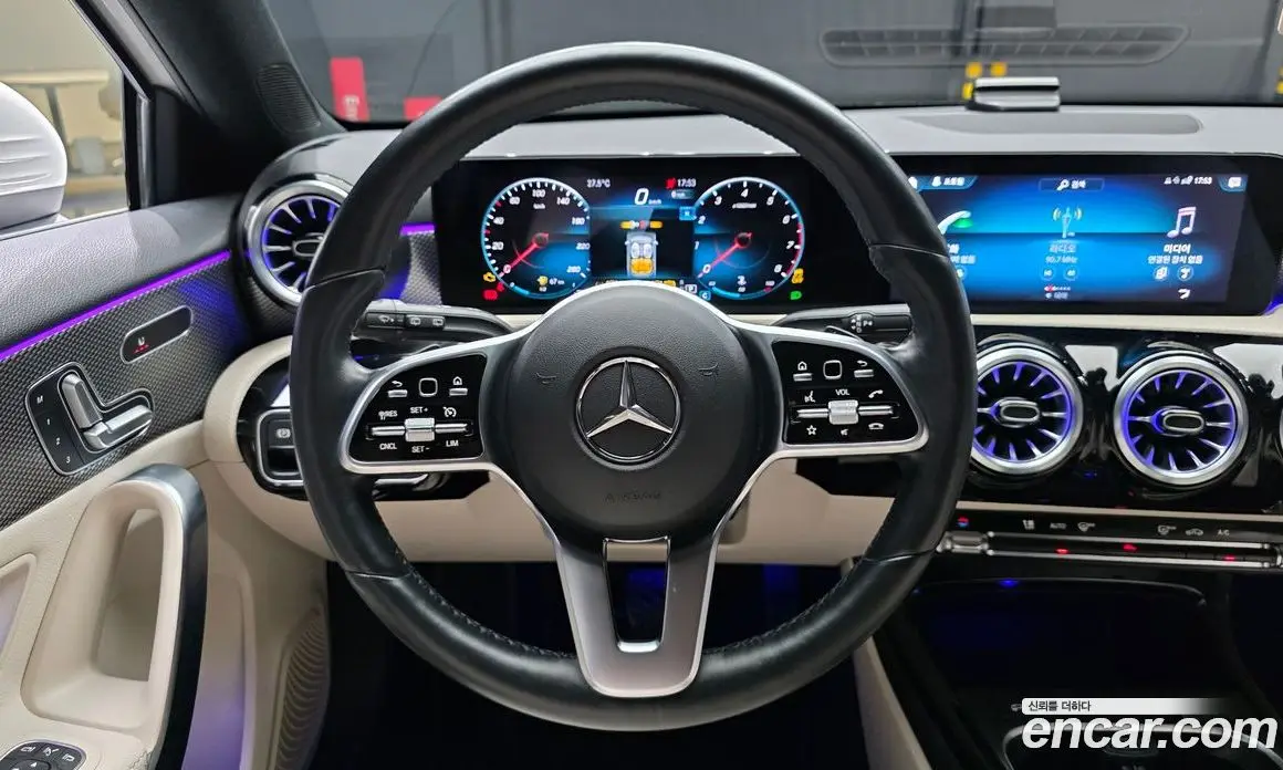 Mercedes-Benz A-Class 2022 2.0 автомат (гидро), фото 19 Mercedes-Benz A-Class 2022 2.0 автомат (гидро), фото 19