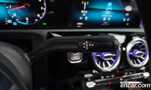 Mercedes-Benz CLA-Class 2020 2.0 автомат (гидро), миниатюра 11 Mercedes-Benz CLA-Class 2020 2.0 автомат (гидро), миниатюра 11