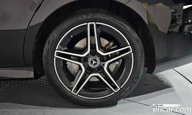 Mercedes-Benz CLA-Class 2020 2.0 автомат (гидро), миниатюра 6 Mercedes-Benz CLA-Class 2020 2.0 автомат (гидро), миниатюра 6