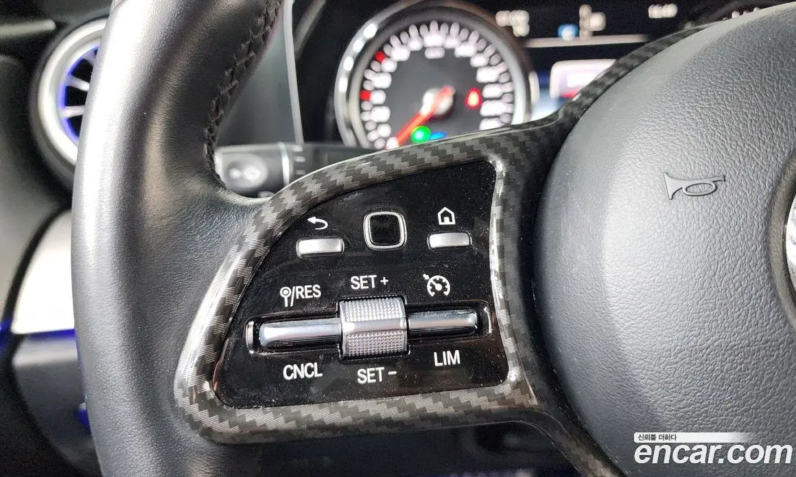 Mercedes-Benz E-Class 2018 2.0 автомат (гидро), фото 22 Mercedes-Benz E-Class 2018 2.0 автомат (гидро), фото 22