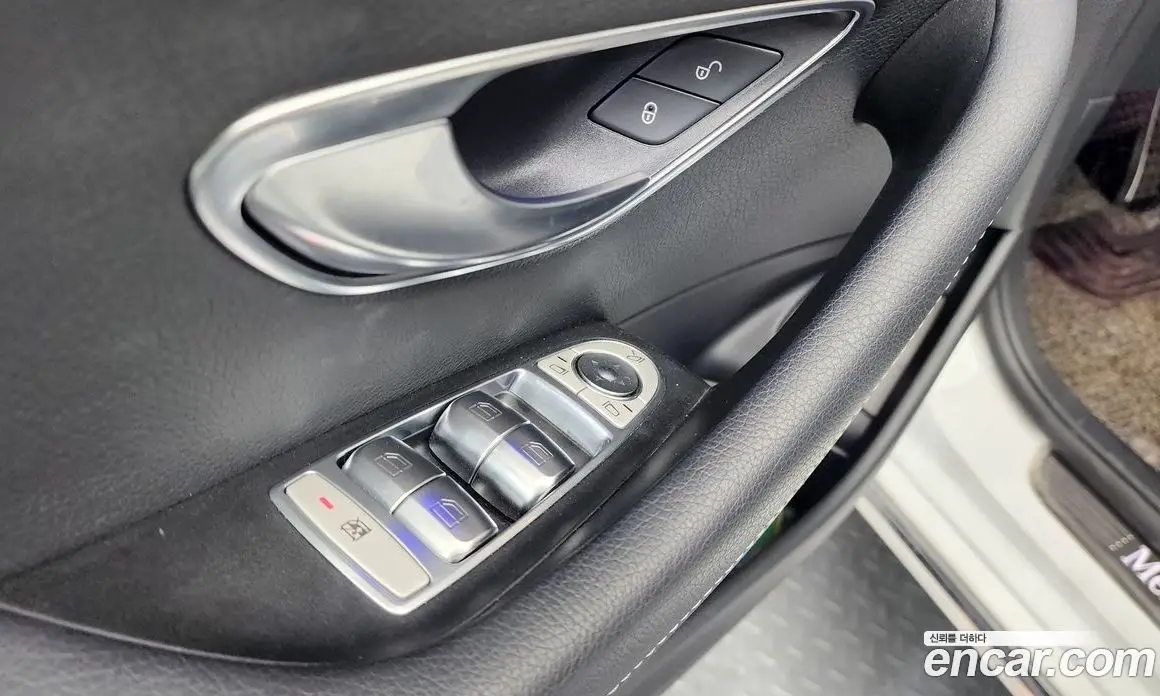 Mercedes-Benz E-Class 2018 2.0 автомат (гидро), фото 33 Mercedes-Benz E-Class 2018 2.0 автомат (гидро), фото 33