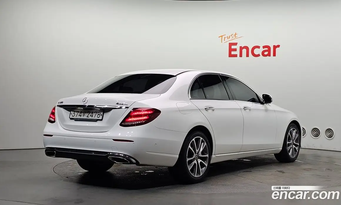 Mercedes-Benz E-Class 2019 2.0 автомат (гидро), фото 2 Mercedes-Benz E-Class 2019 2.0 автомат (гидро), фото 2