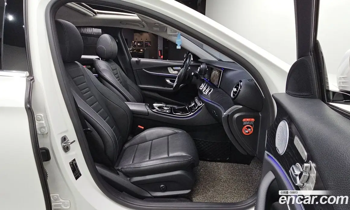 Mercedes-Benz E-Class 2019 2.0 автомат (гидро), фото 12 Mercedes-Benz E-Class 2019 2.0 автомат (гидро), фото 12
