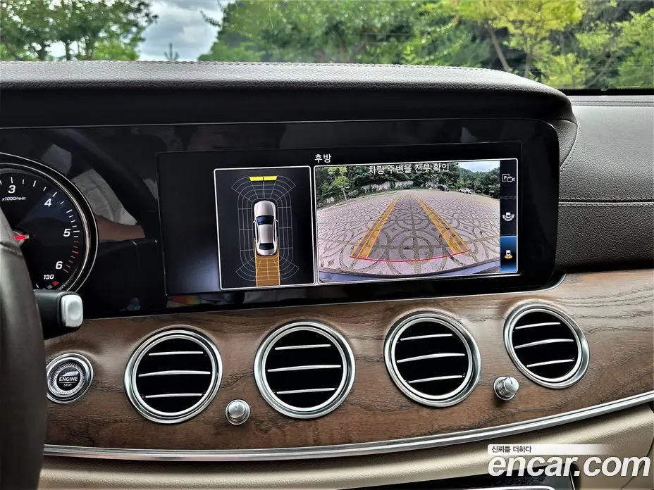Mercedes-Benz E-Class 2019 1.9 автомат (гидро), фото 12 Mercedes-Benz E-Class 2019 1.9 автомат (гидро), фото 12