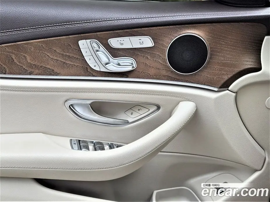 Mercedes-Benz E-Class 2019 1.9 автомат (гидро), фото 18 Mercedes-Benz E-Class 2019 1.9 автомат (гидро), фото 18