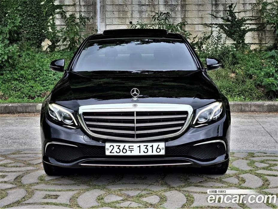 Mercedes-Benz E-Class 2019 1.9 автомат (гидро), фото 3 Mercedes-Benz E-Class 2019 1.9 автомат (гидро), фото 3