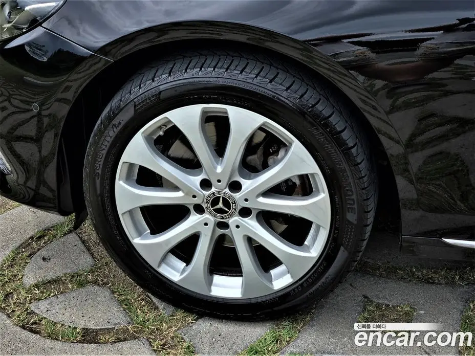 Mercedes-Benz E-Class 2019 1.9 автомат (гидро), фото 5 Mercedes-Benz E-Class 2019 1.9 автомат (гидро), фото 5