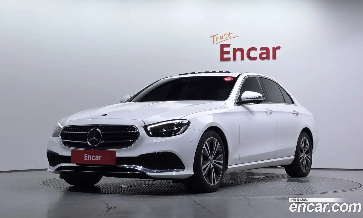 Mercedes-Benz E-Class 2020 2.0 автомат (гидро), фото 1 Mercedes-Benz E-Class 2020 2.0 автомат (гидро), фото 1