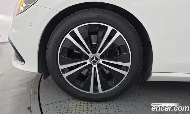 Mercedes-Benz E-Class 2020 2.0 автомат (гидро), миниатюра 5 Mercedes-Benz E-Class 2020 2.0 автомат (гидро), миниатюра 5