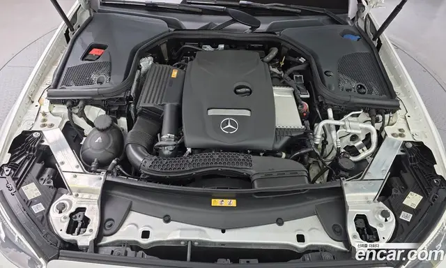 Mercedes-Benz E-Class 2020 2.0 автомат (гидро), миниатюра 6 Mercedes-Benz E-Class 2020 2.0 автомат (гидро), миниатюра 6