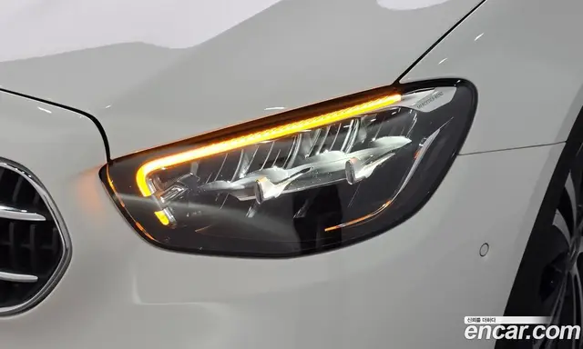 Mercedes-Benz E-Class 2020 2.0 автомат (гидро), миниатюра 8 Mercedes-Benz E-Class 2020 2.0 автомат (гидро), миниатюра 8