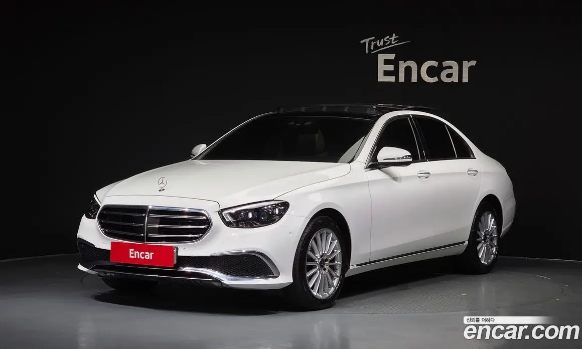 Mercedes-Benz E-Class 2021 2.0 автомат (гидро), фото 1 Mercedes-Benz E-Class 2021 2.0 автомат (гидро), фото 1
