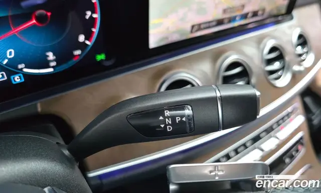 Mercedes-Benz E-Class 2021 2.0 автомат (гидро), миниатюра 12
