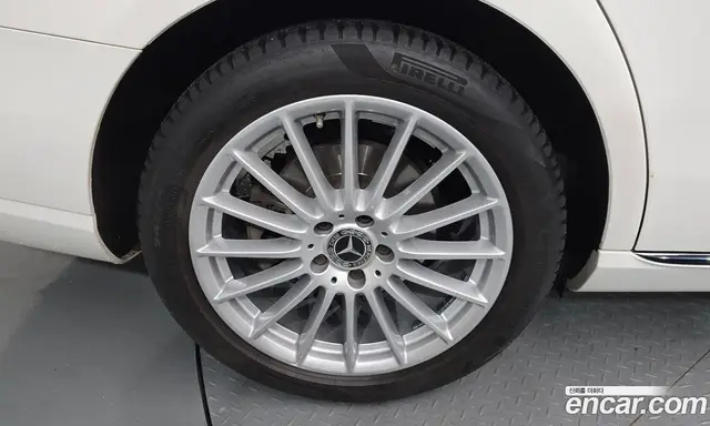 Mercedes-Benz E-Class 2021 2.0 автомат (гидро), миниатюра 5 Mercedes-Benz E-Class 2021 2.0 автомат (гидро), миниатюра 5