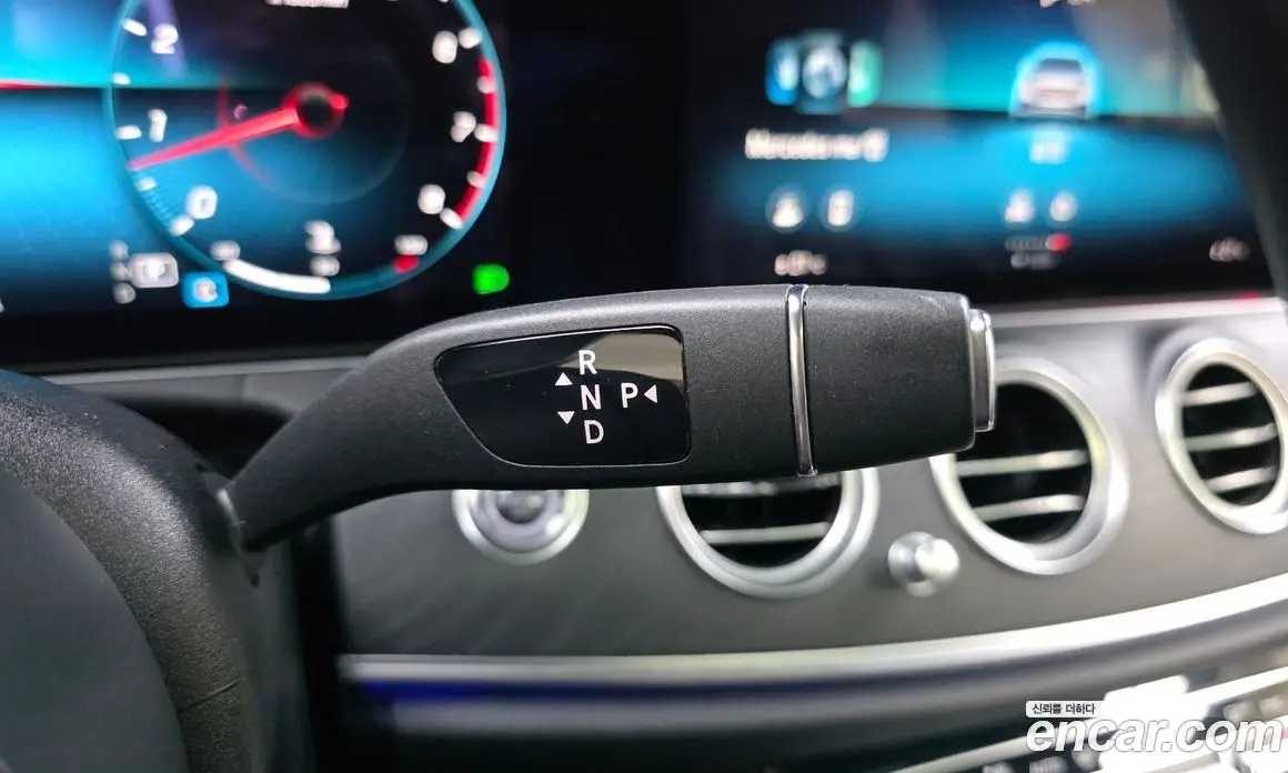 Mercedes-Benz E-Class 2022 2.0 автомат (гидро), фото 23 Mercedes-Benz E-Class 2022 2.0 автомат (гидро), фото 23