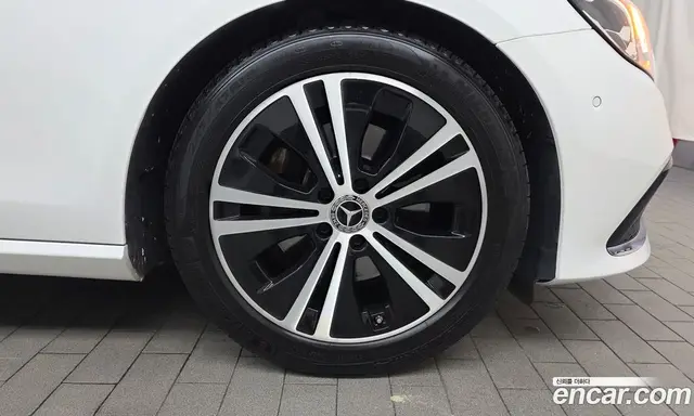 Mercedes-Benz E-Class 2022 2.0 автомат (гидро), миниатюра 6 Mercedes-Benz E-Class 2022 2.0 автомат (гидро), миниатюра 6