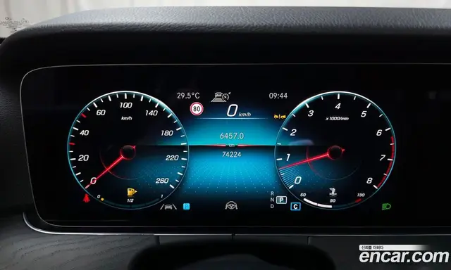 Mercedes-Benz E-Class 2022 2.0 автомат (гидро), миниатюра 10 Mercedes-Benz E-Class 2022 2.0 автомат (гидро), миниатюра 10