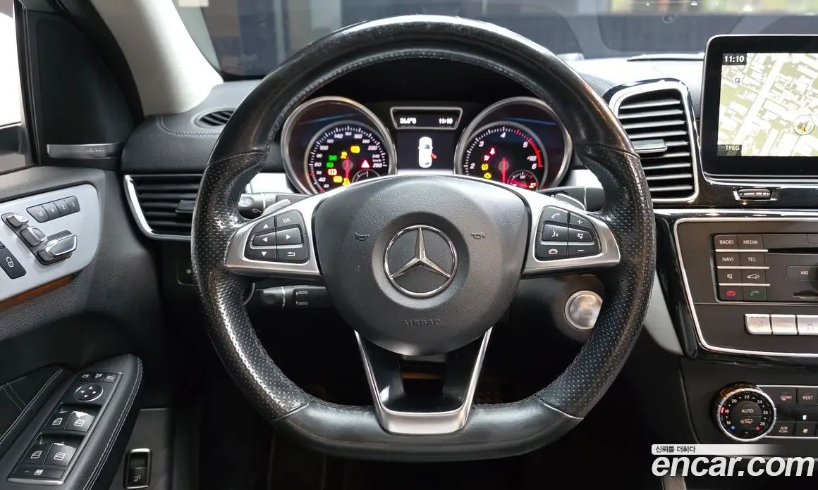 Mercedes-Benz GLE-Class 2018 3.0 автомат (гидро), фото 13 Mercedes-Benz GLE-Class 2018 3.0 автомат (гидро), фото 13