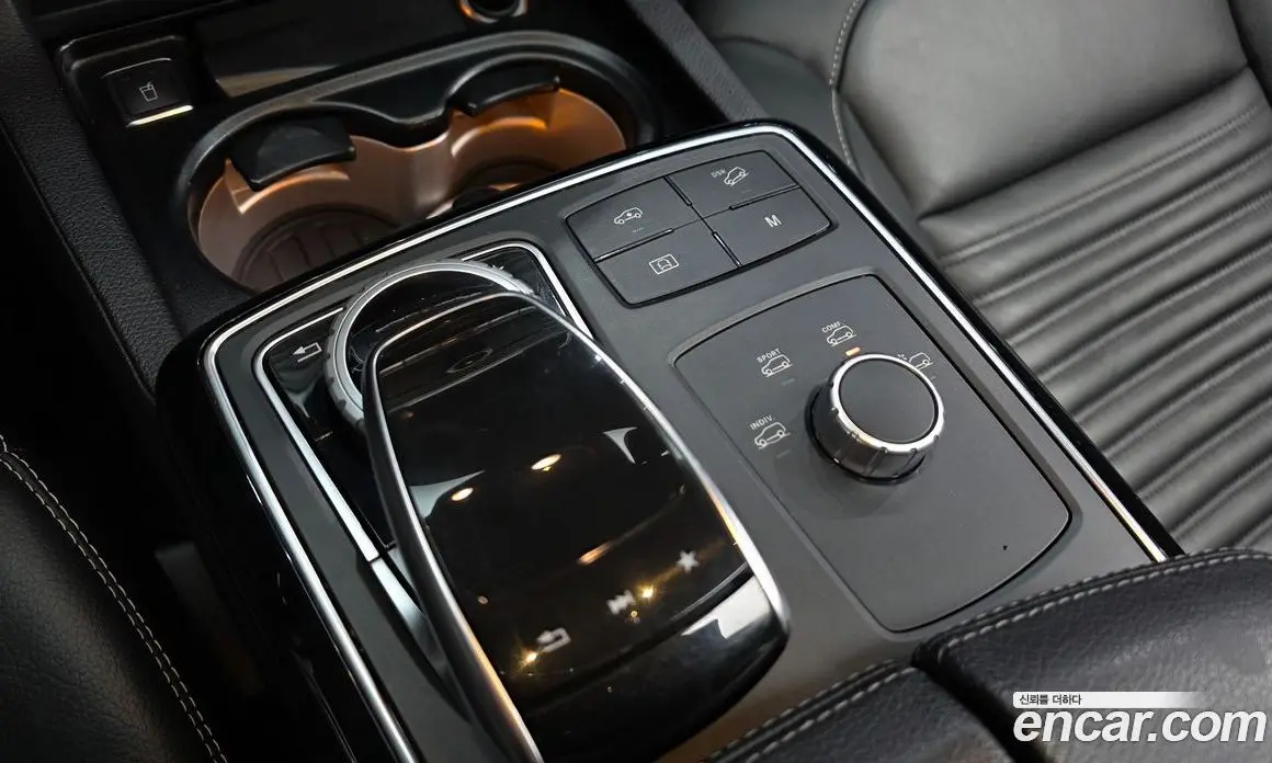 Mercedes-Benz GLE-Class 2018 3.0 автомат (гидро), фото 9 Mercedes-Benz GLE-Class 2018 3.0 автомат (гидро), фото 9