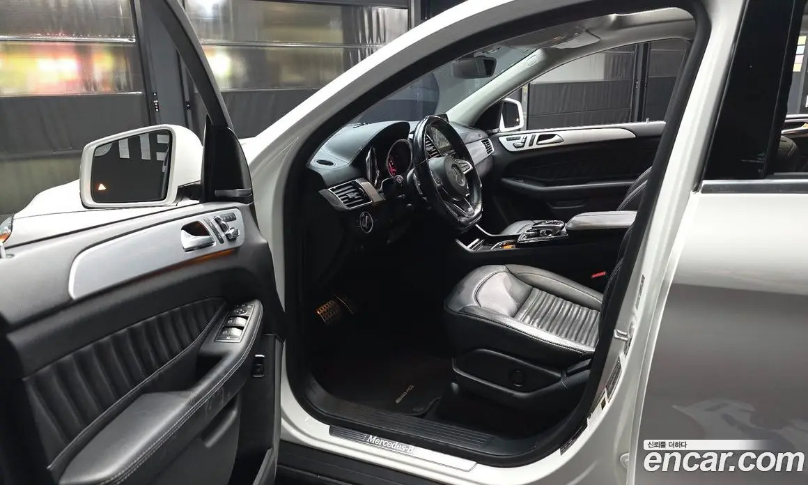 Mercedes-Benz GLE-Class 2018 3.0 автомат (гидро), фото 10 Mercedes-Benz GLE-Class 2018 3.0 автомат (гидро), фото 10