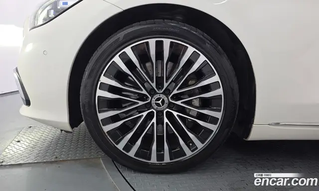 Mercedes-Benz S-Class 2021 4.0 автомат (гидро), миниатюра 5