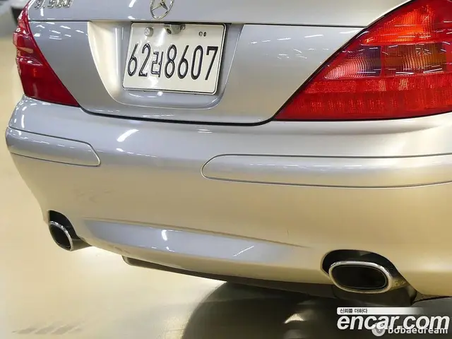 Mercedes-Benz SL-Class 2004 5.0 автомат (гидро), миниатюра 4 Mercedes-Benz SL-Class 2004 5.0 автомат (гидро), миниатюра 4