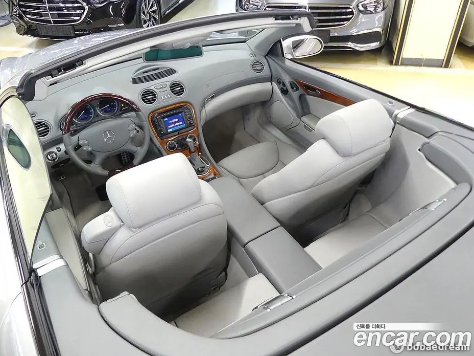 Mercedes-Benz SL-Class 2004 5.0 автомат (гидро), фото 7 Mercedes-Benz SL-Class 2004 5.0 автомат (гидро), фото 7