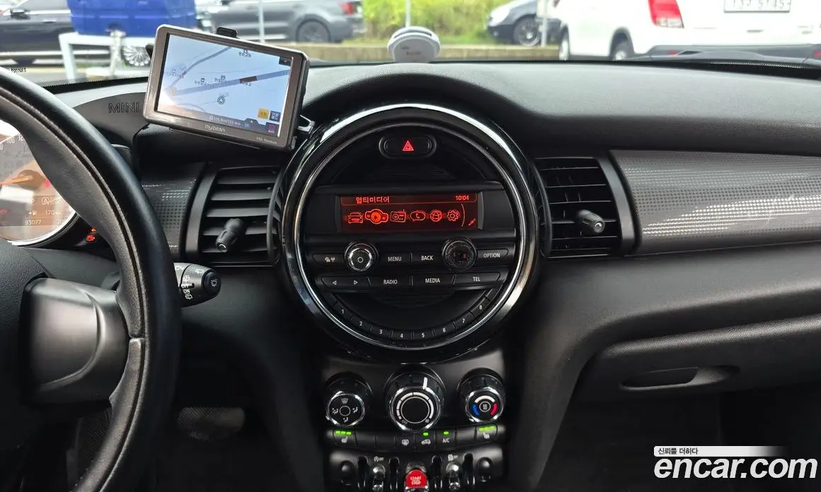 Mini Cooper 2014 1.5 автомат (гидро), фото 14 Mini Cooper 2014 1.5 автомат (гидро), фото 14