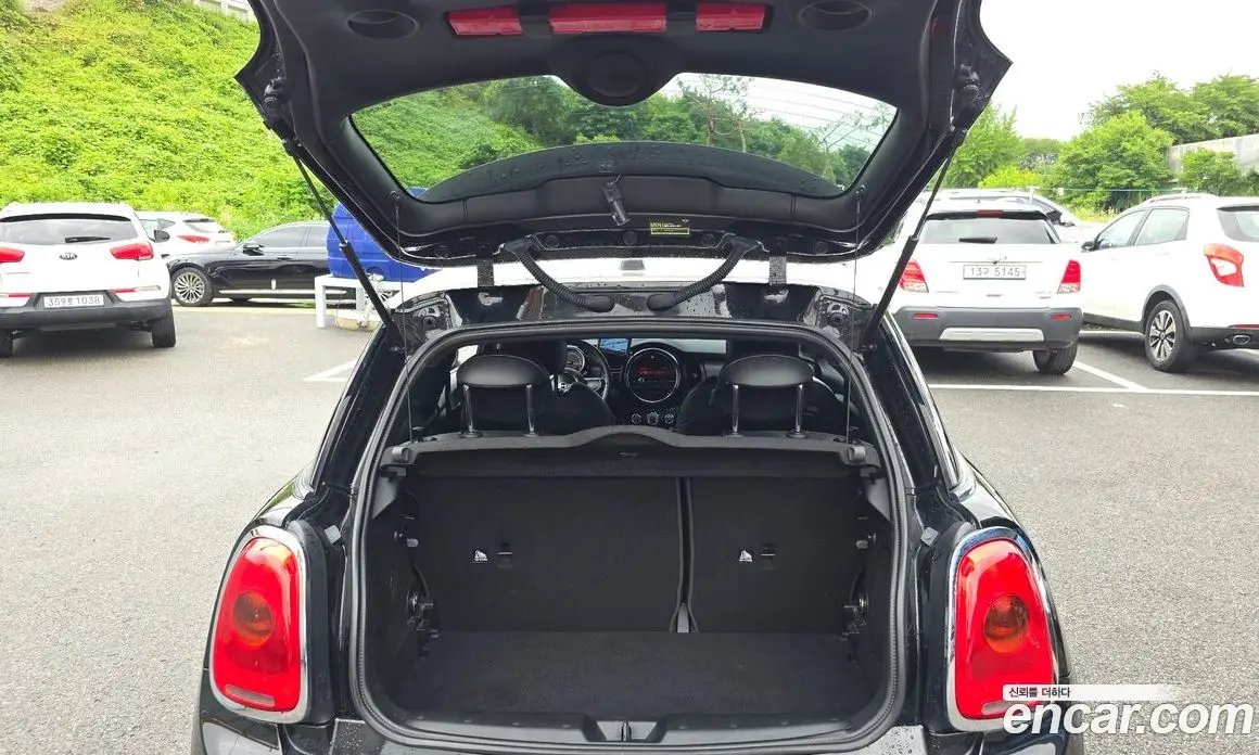 Mini Cooper 2014 1.5 автомат (гидро), фото 20 Mini Cooper 2014 1.5 автомат (гидро), фото 20