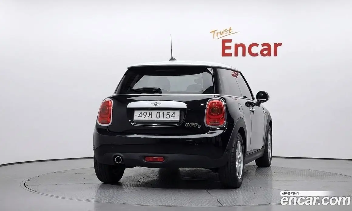 Mini Cooper 2014 1.5 автомат (гидро), фото 4 Mini Cooper 2014 1.5 автомат (гидро), фото 4