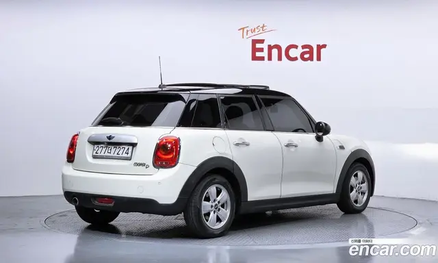 Mini Cooper 2015 1.5 автомат (гидро), миниатюра 2 Mini Cooper 2015 1.5 автомат (гидро), миниатюра 2