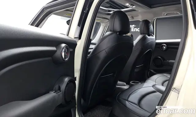 Mini Cooper 2015 1.5 автомат (гидро), миниатюра 11 Mini Cooper 2015 1.5 автомат (гидро), миниатюра 11