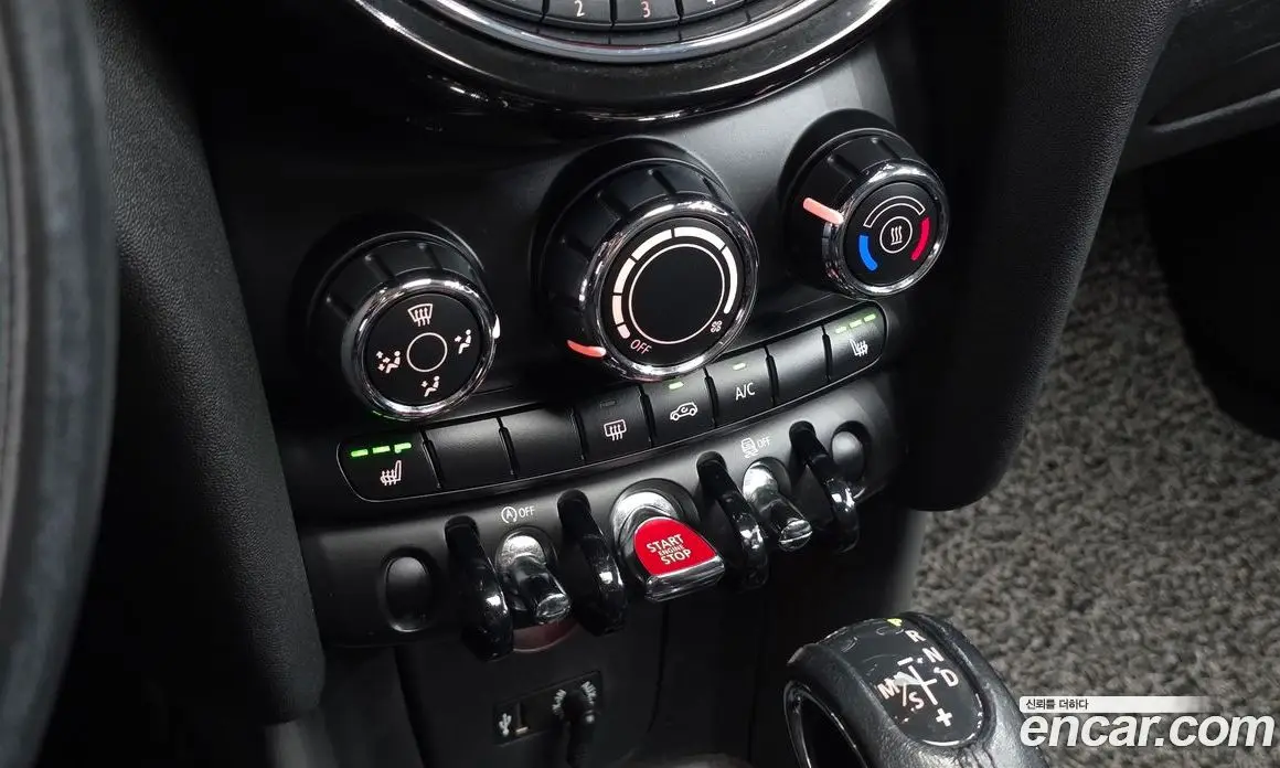Mini Cooper 2015 1.5 автомат (гидро), фото 18 Mini Cooper 2015 1.5 автомат (гидро), фото 18