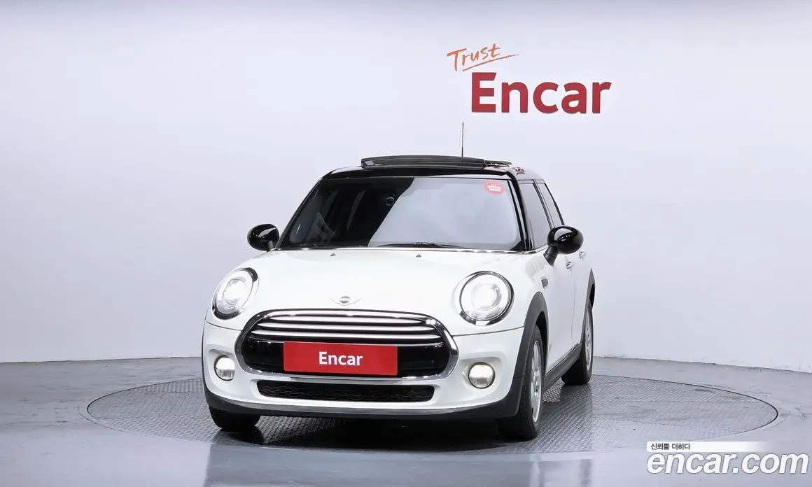 Mini Cooper 2015 1.5 автомат (гидро), фото 3 Mini Cooper 2015 1.5 автомат (гидро), фото 3