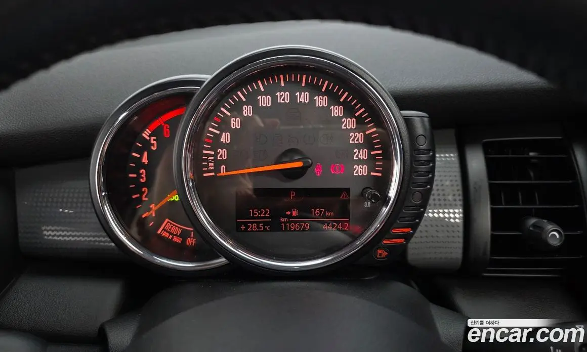 Mini Cooper 2015 1.5 автомат (гидро), фото 8 Mini Cooper 2015 1.5 автомат (гидро), фото 8