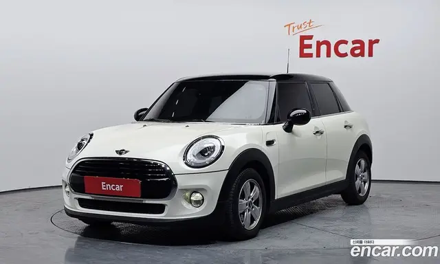 Mini Cooper, 2017, 67 880 км