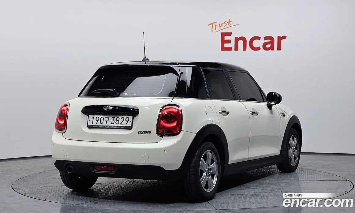 Mini Cooper 2017 1.5 автомат (гидро), фото 2 Mini Cooper 2017 1.5 автомат (гидро), фото 2
