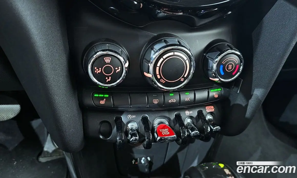 Mini Cooper 2017 1.5 автомат (гидро), фото 17 Mini Cooper 2017 1.5 автомат (гидро), фото 17