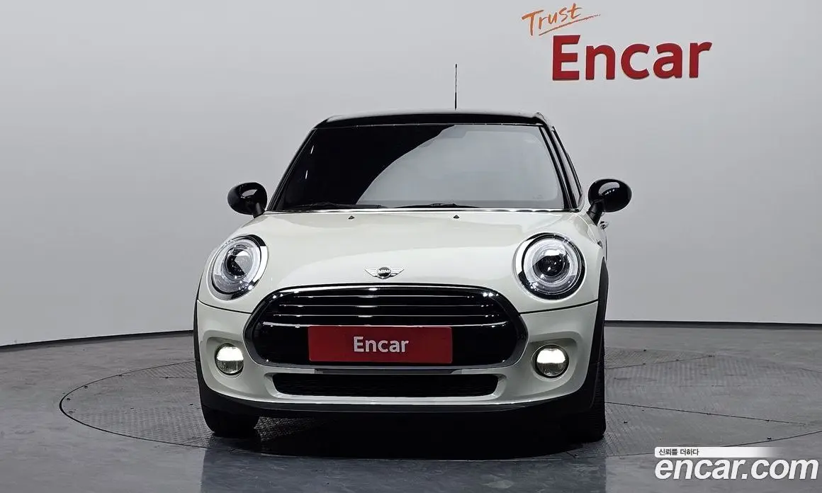Mini Cooper 2017 1.5 автомат (гидро), фото 3 Mini Cooper 2017 1.5 автомат (гидро), фото 3