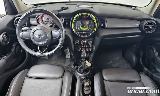 Mini Cooper 2017 1.5 автомат (гидро), миниатюра 7 Mini Cooper 2017 1.5 автомат (гидро), миниатюра 7