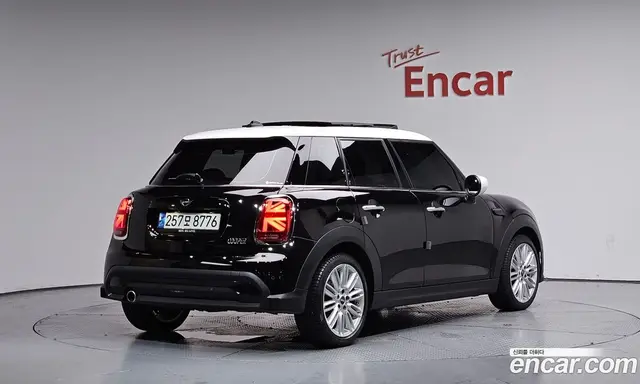 Mini Cooper 2021 1.5 автомат (гидро), миниатюра 1