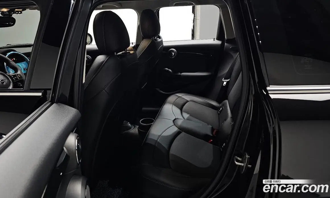 Mini Cooper 2021 1.5 автомат (гидро), фото 17