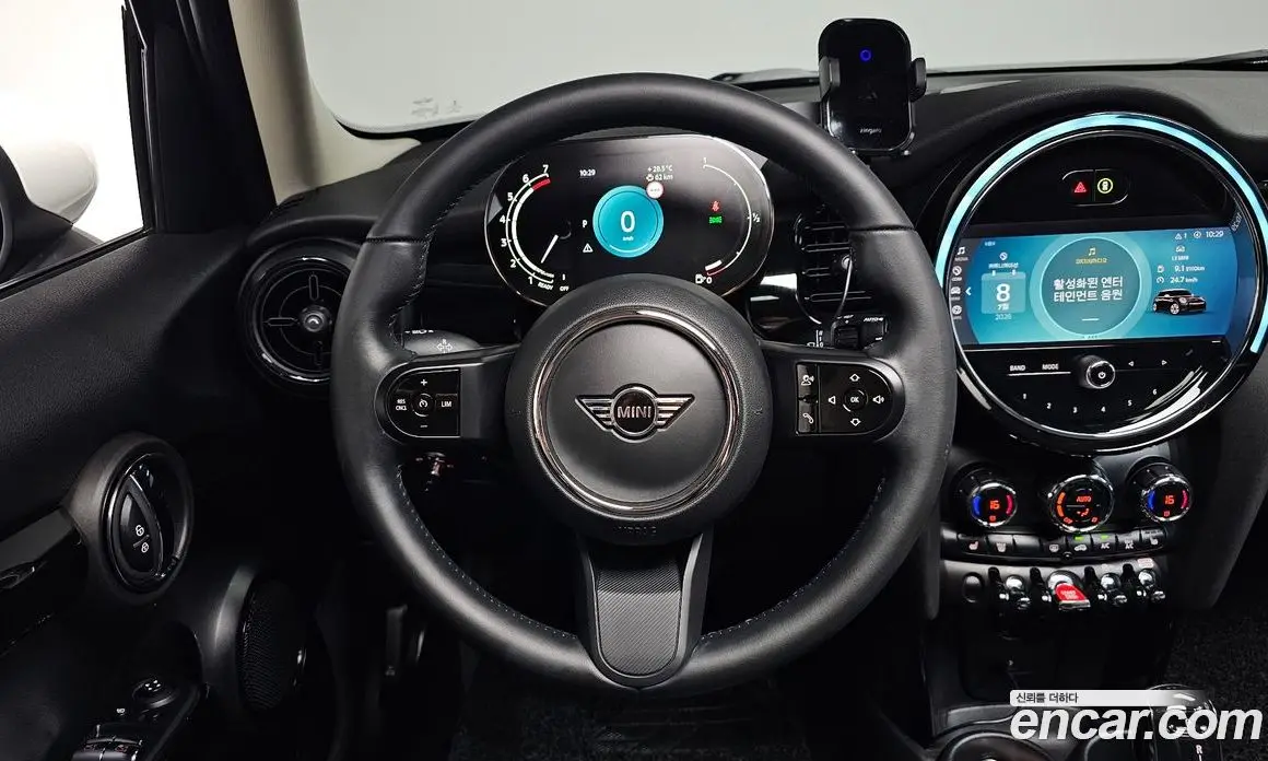 Mini Cooper 2021 1.5 автомат (гидро), фото 18