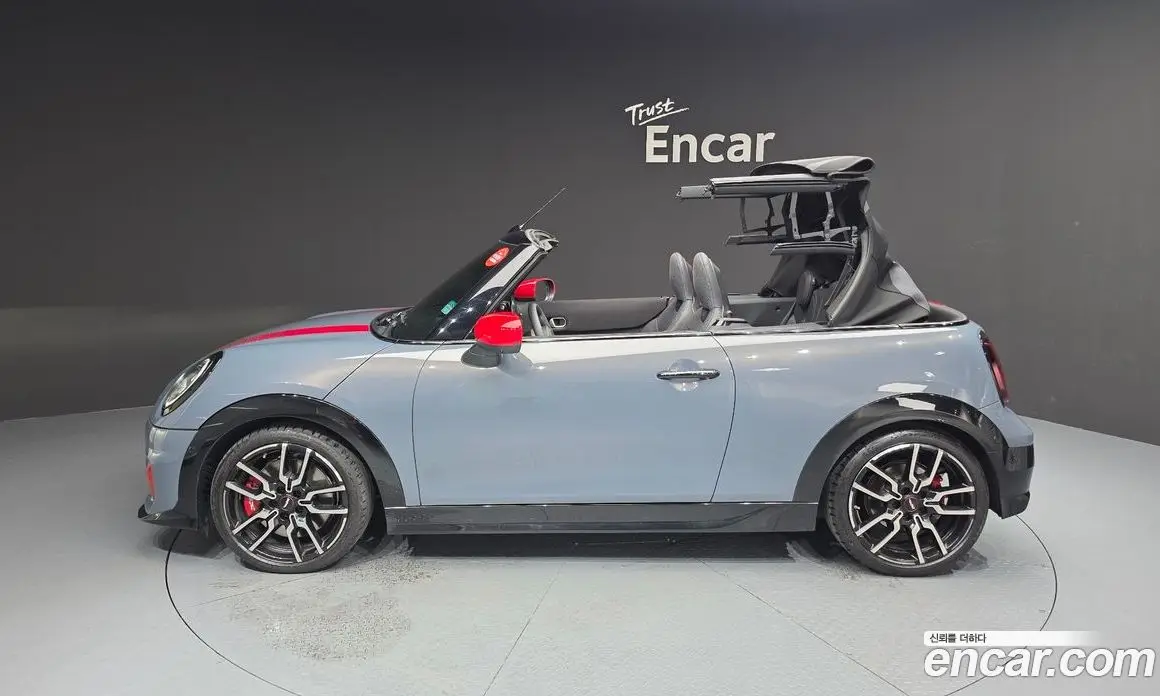 Mini Cooper Convertible 2025 2.0 автомат (гидро), фото 33 Mini Cooper Convertible 2025 2.0 автомат (гидро), фото 33
