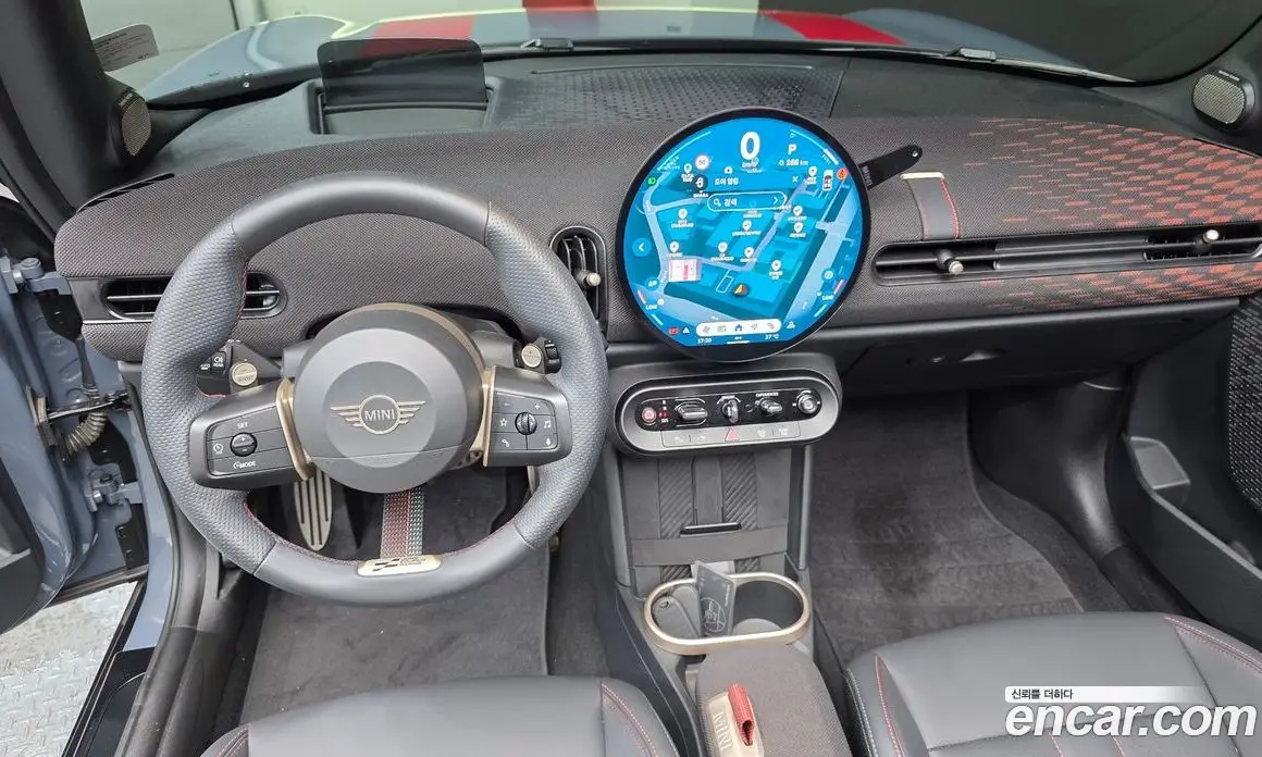 Mini Cooper Convertible 2025 2.0 автомат (гидро), фото 10 Mini Cooper Convertible 2025 2.0 автомат (гидро), фото 10