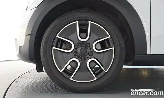 Mini Countryman 2011 1.6 автомат (гидро), миниатюра 5 Mini Countryman 2011 1.6 автомат (гидро), миниатюра 5