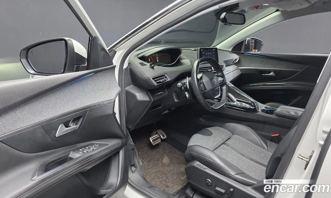 Peugeot 3008 2017 1.6 автомат (гидро), фото 13 Peugeot 3008 2017 1.6 автомат (гидро), фото 13