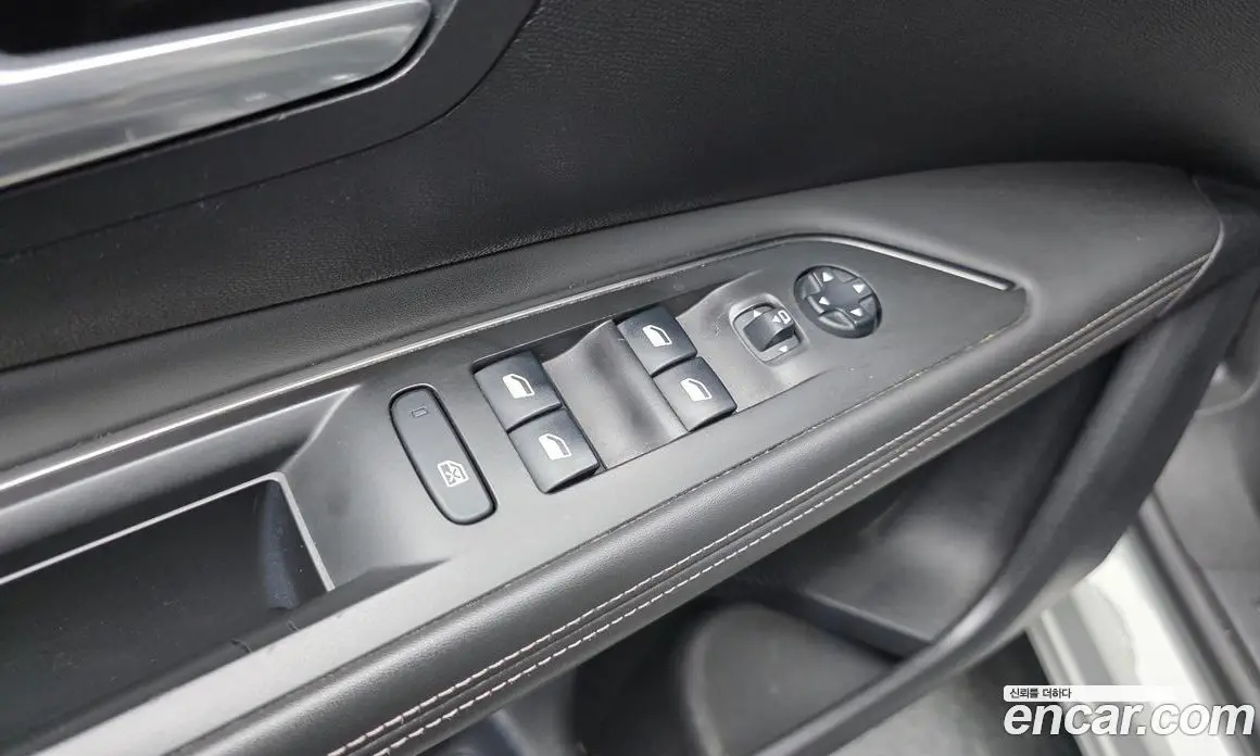 Peugeot 3008 2017 1.6 автомат (гидро), фото 22 Peugeot 3008 2017 1.6 автомат (гидро), фото 22